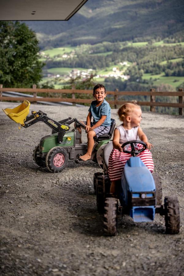 Stillehof - Ferienwohnungen auf dem Bauernhof- Südtirol Bresanona Exterior foto